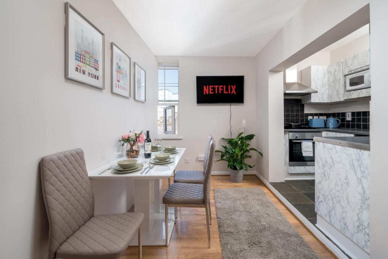 Of - Lovely Two Bedroom Appartement Londres